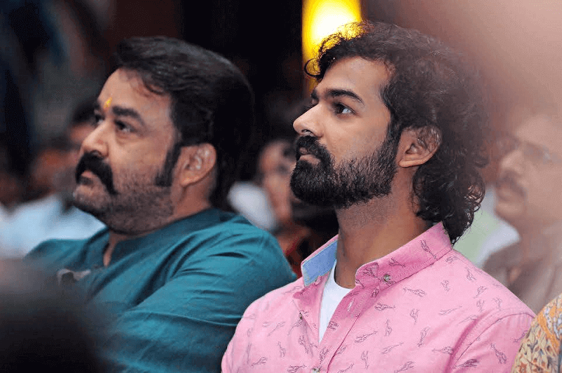 mohanlal-and-pranav-mohanlal-for-aadhi