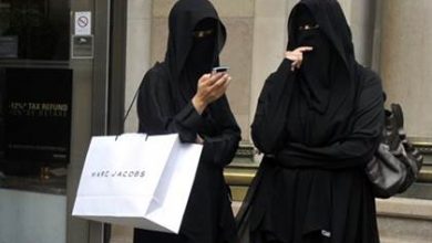 isis bans burka