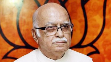 advani001