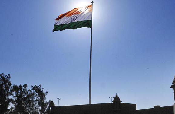 amritsar-hindustan-border-tricolour-hoisted-amritsar-highest