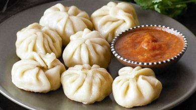 Momos