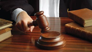 gavel-dreamstime