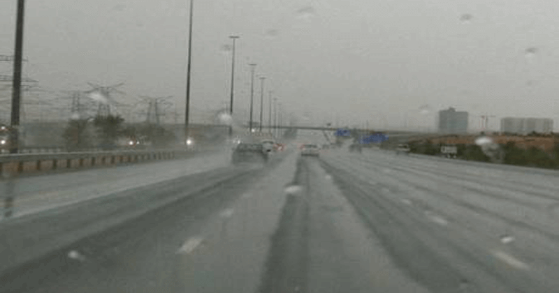 Rain hits UAE