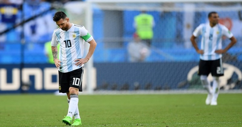 MESSI SAD