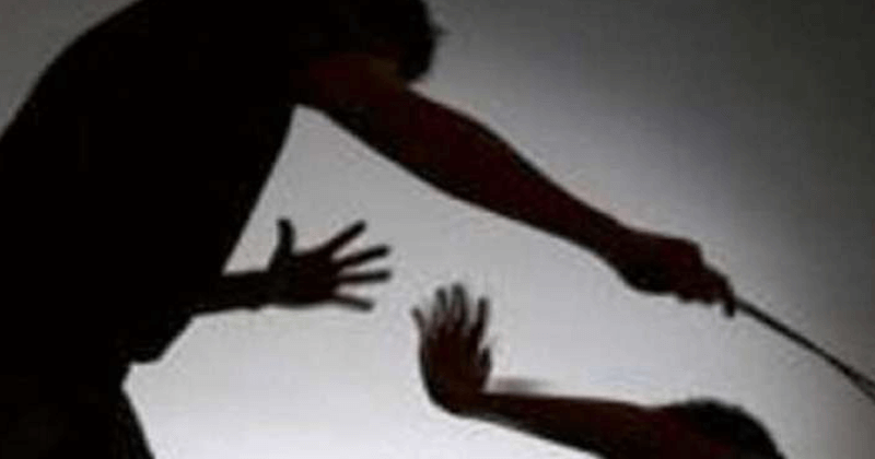locals thrash father thinking he was kidnapper