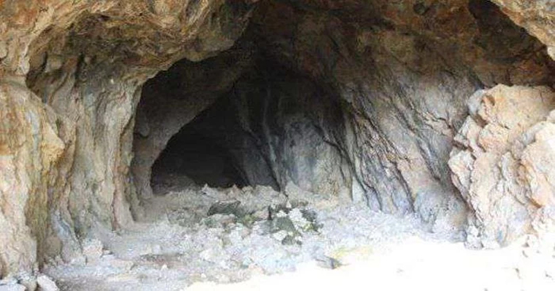 cave