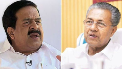 pinarayi and chennithala