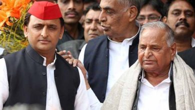 akhilesh-and-mulayam