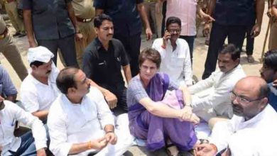 PRIYANKA GANDHI STOPPED