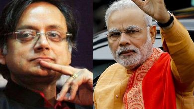 Narendra Modhi and Tharoor