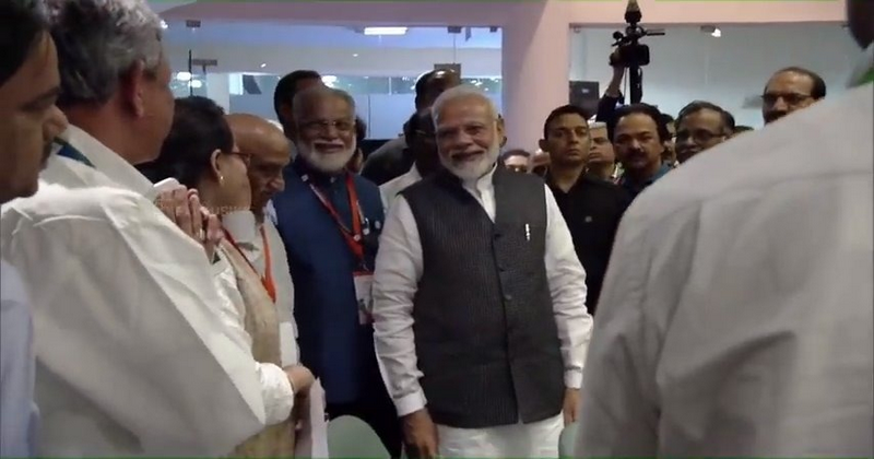 PM MODI IN ISRO