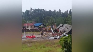 KASARGOD-STAGE-COLLAPSED