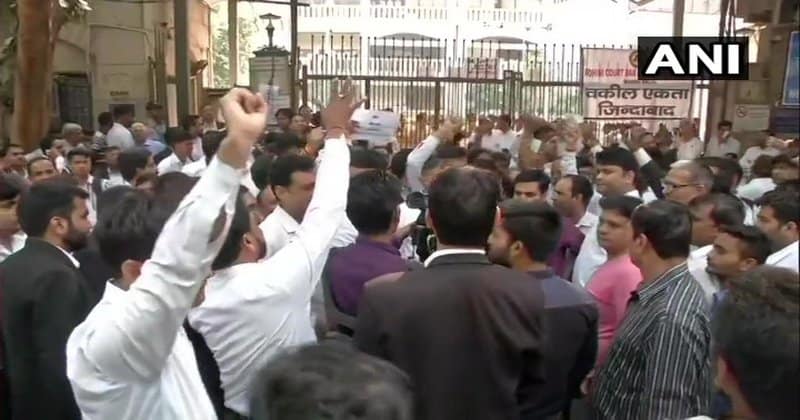 lawyers protest delhi