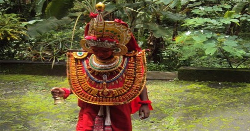 ONA THEYYAM