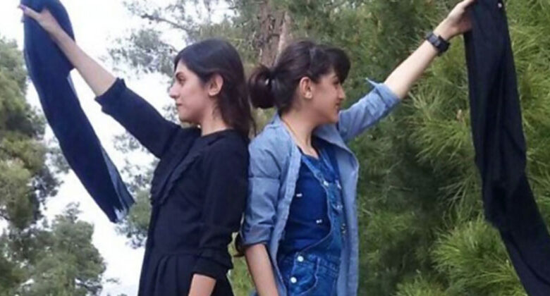 Anti-hijab protests grow stronger in Iran