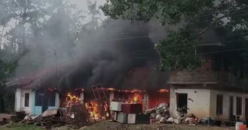 പയ്യാവൂരില്‍ ആക്രിക്കടയിൽ തീപിടിത്തം